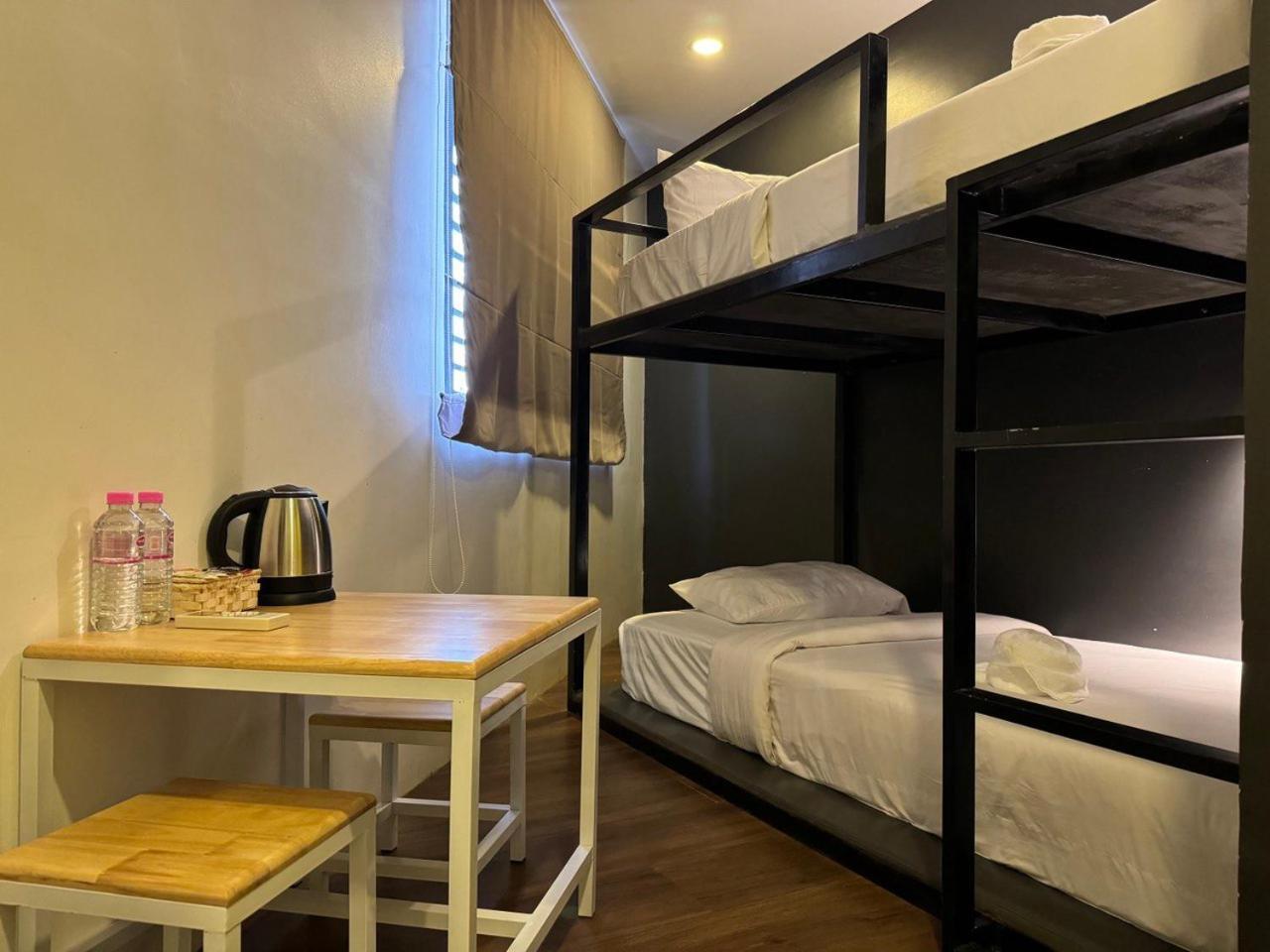 The Hive Hotel Siem Reap Exterior foto